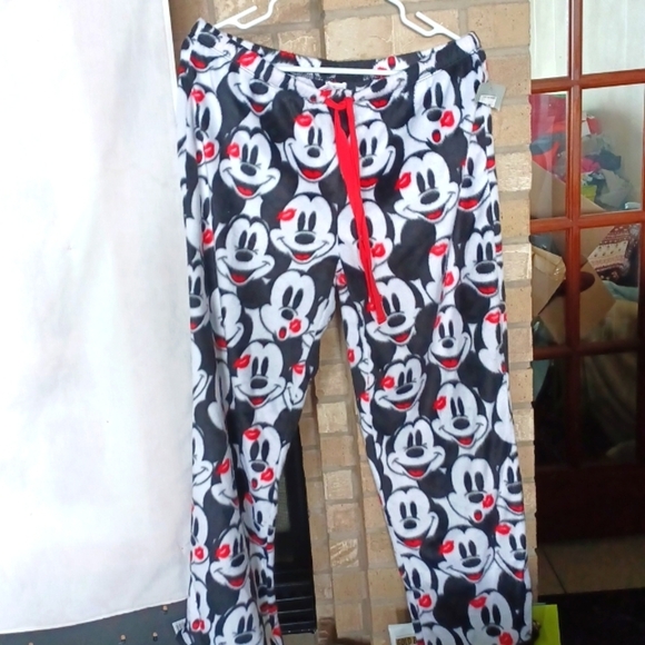 NWT Disney pajama/lounge pants M, rare pattern - Picture 1 of 4